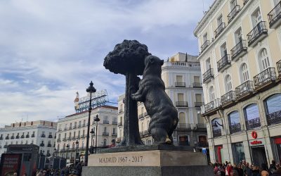 Perché a Madrid tutti giocano all'Orso a Puerta del Sol?
